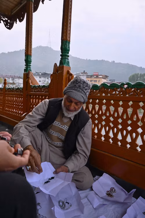 Kashmir sapphires investment